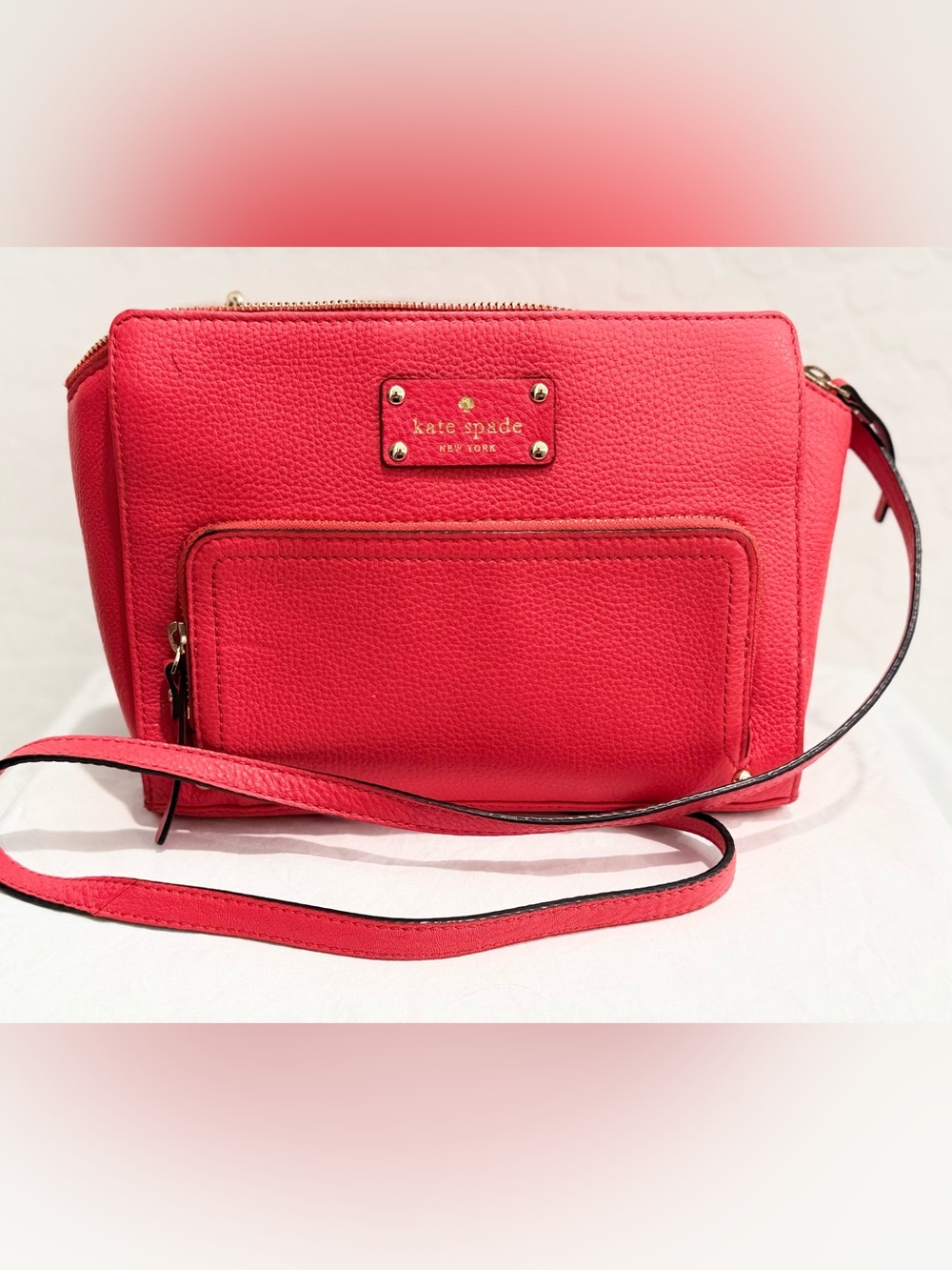 kate spade vibrant pink pebble leather crossbody with gold plaque